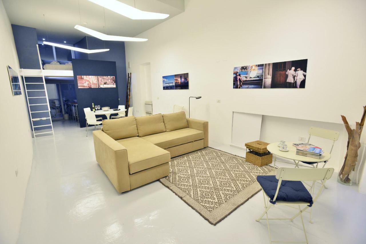 Izzhome Loft 84 Cagliari Ngoại thất bức ảnh